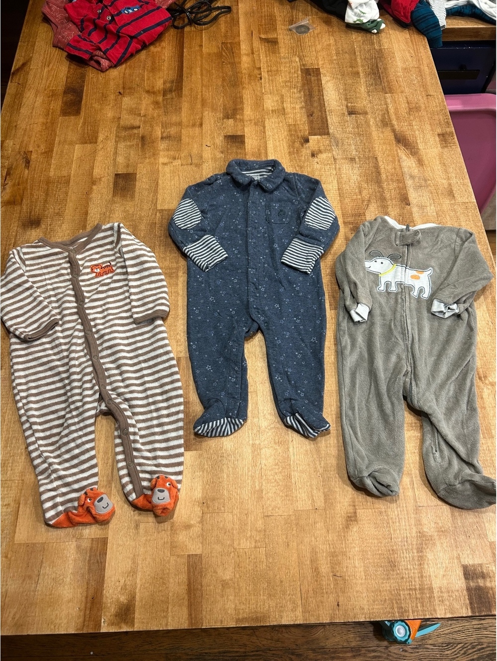 Baby footies Bundle - Carter's and GAP 3 to 6 Months